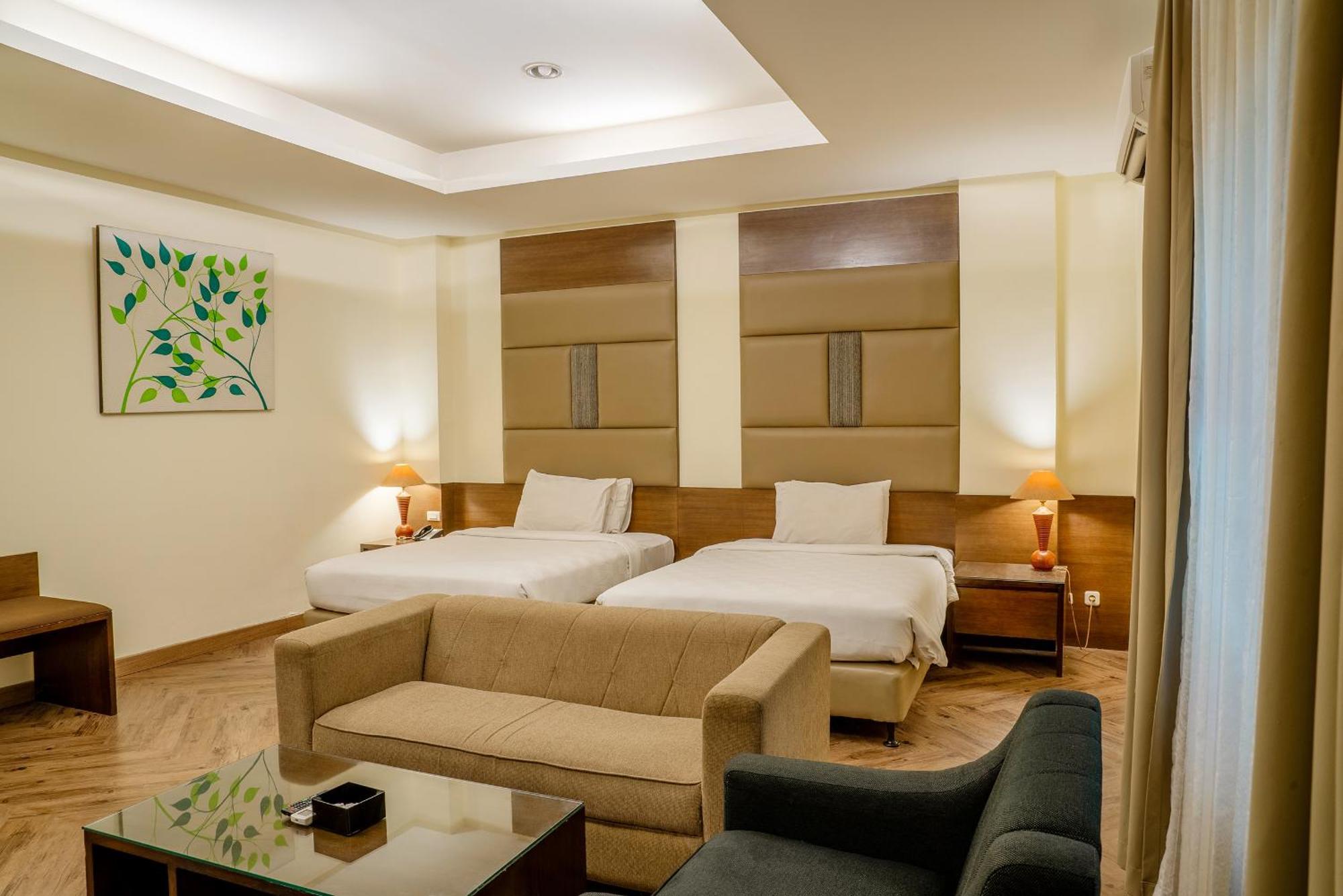 Hotel Alia Cikini Jacarta Exterior foto