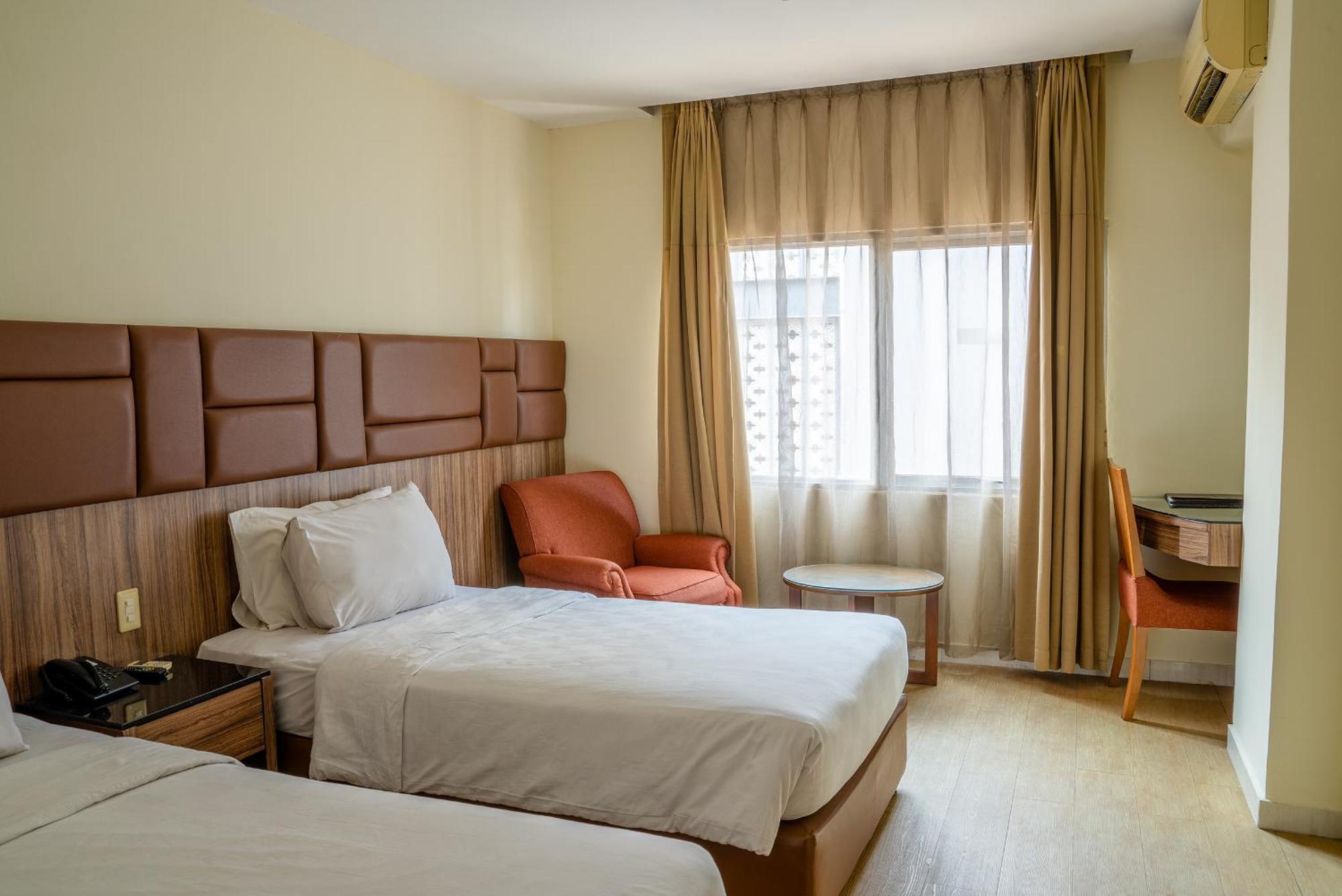 Hotel Alia Cikini Jacarta Exterior foto