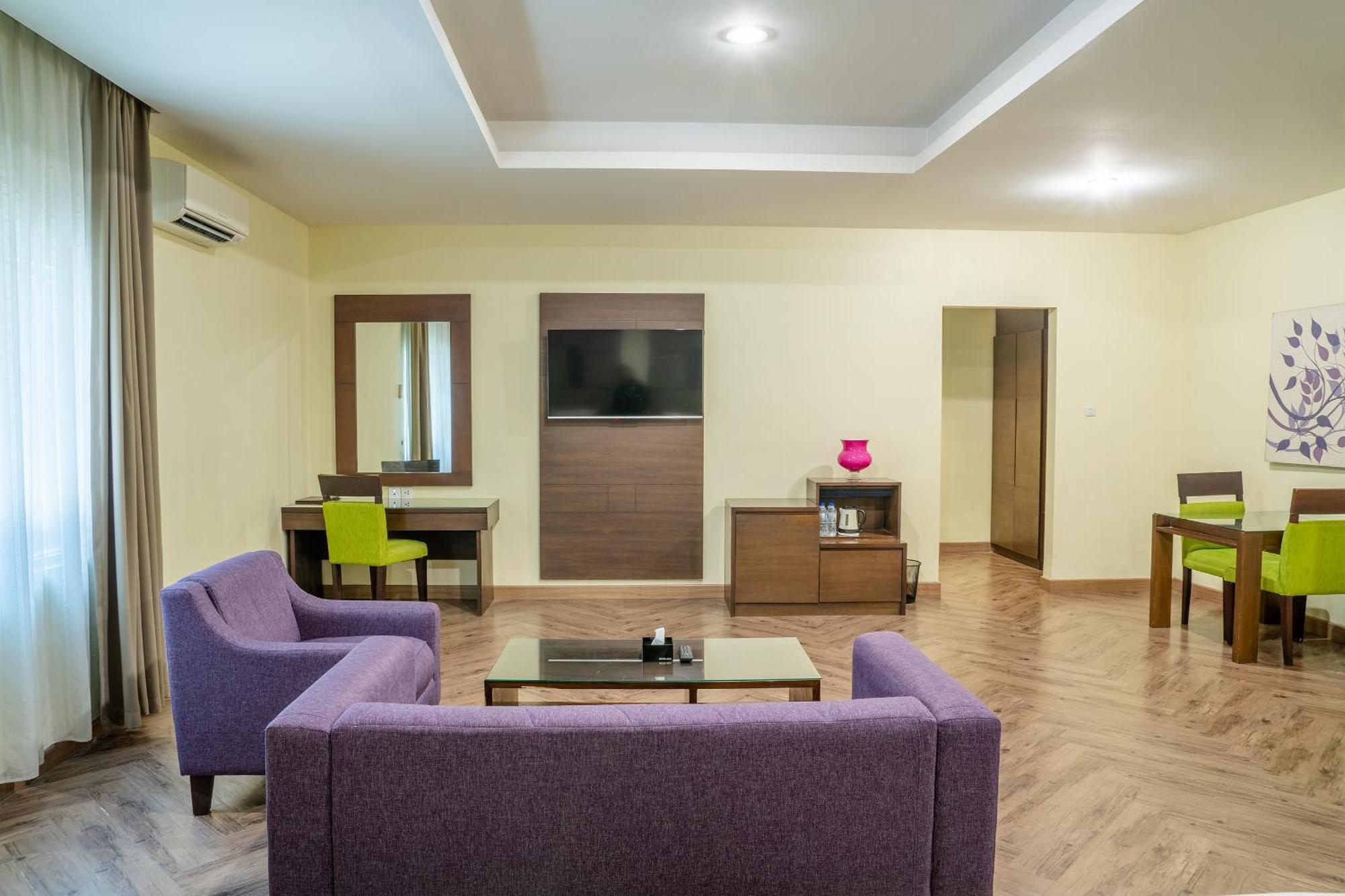 Hotel Alia Cikini Jacarta Exterior foto